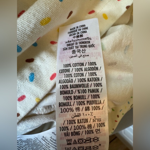 Disney World Parks Eats Snacks Food Spirit Jersey Sweatshirt Small S - Picture 4 of 8